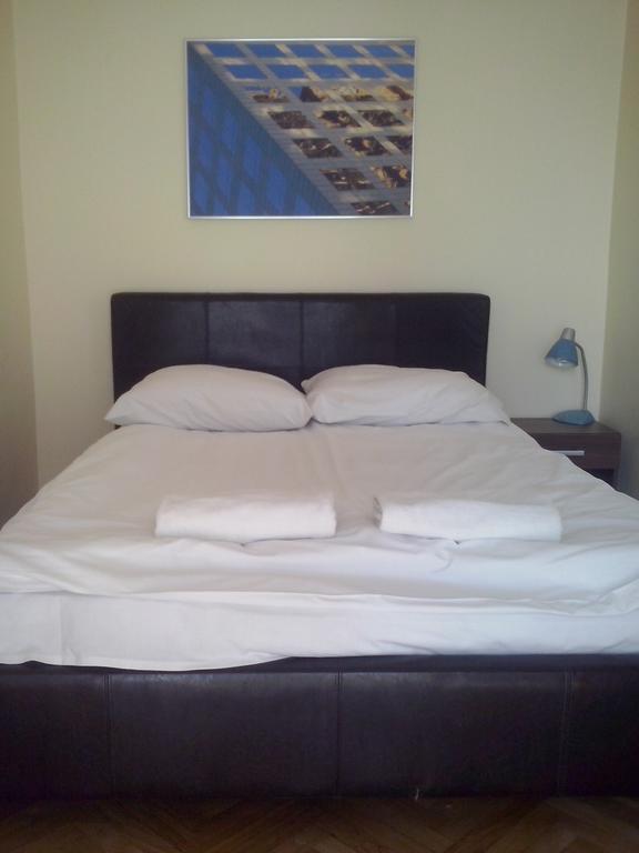 Apartament Familia Apartment Krakow Luaran gambar